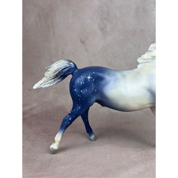 Breyer Running Stallion Unicorn Stardust Silver Shading Star 2000-2005 - Picture 4 of 12